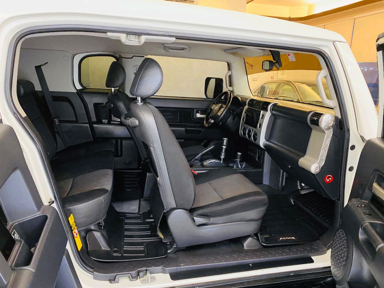 Toyota FJ Cruiser - Image 6