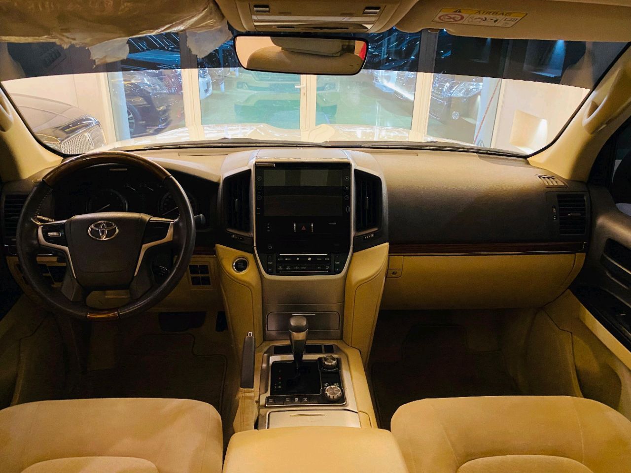 Toyota Land Cruiser - Image 8