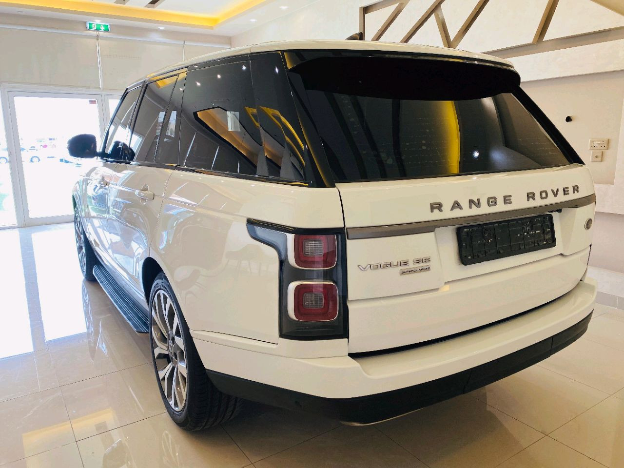 Range Rover Vogue - Image 4
