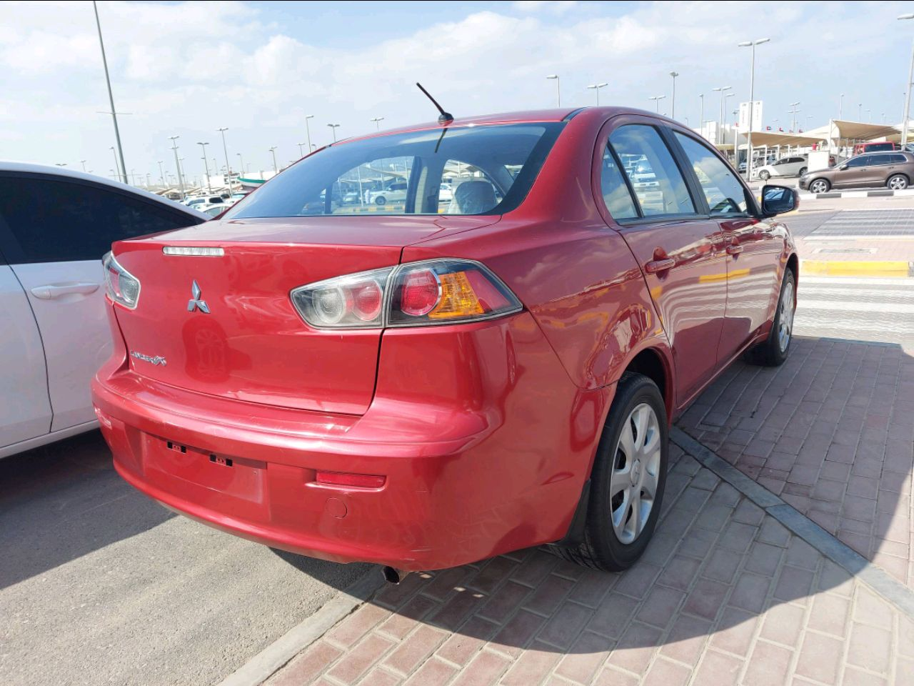 Mitsubishi Lancer - Image 4