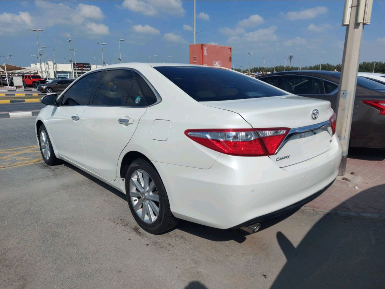 Toyota Camry - Image 3