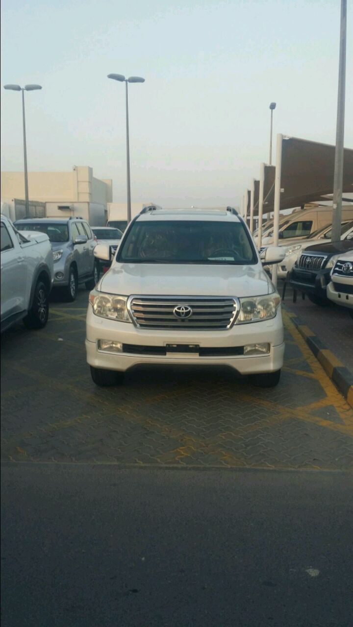 Toyota Land Cruiser - Image 7