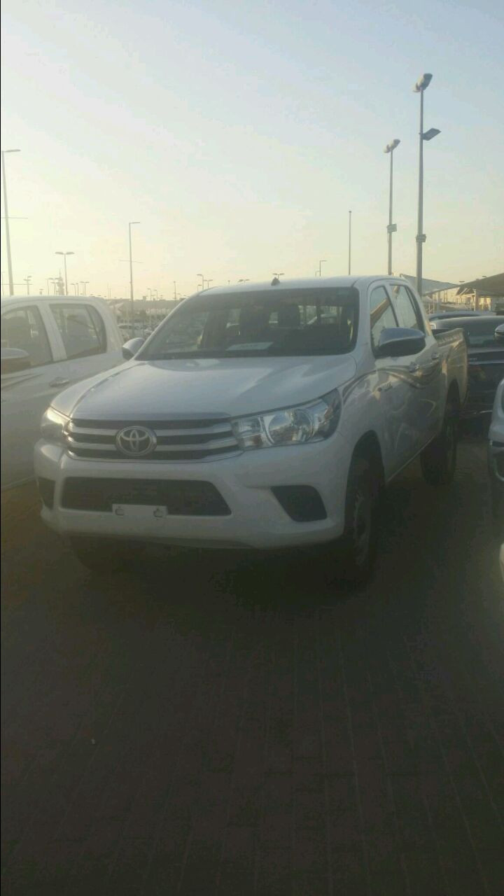 Toyota Hilux - Image 3