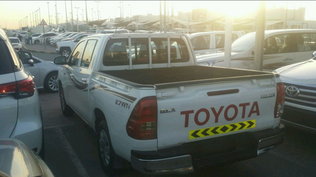 Toyota Hilux - Image 2