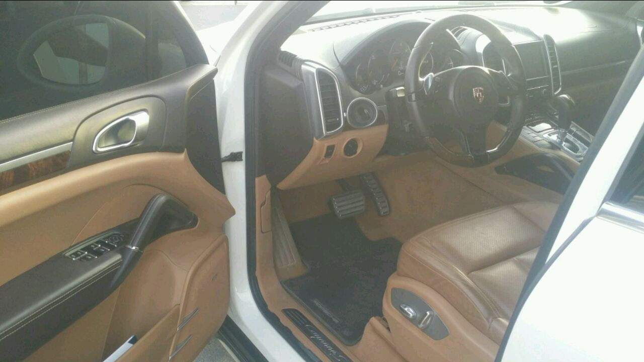 Porsche Cayenne - Image 9
