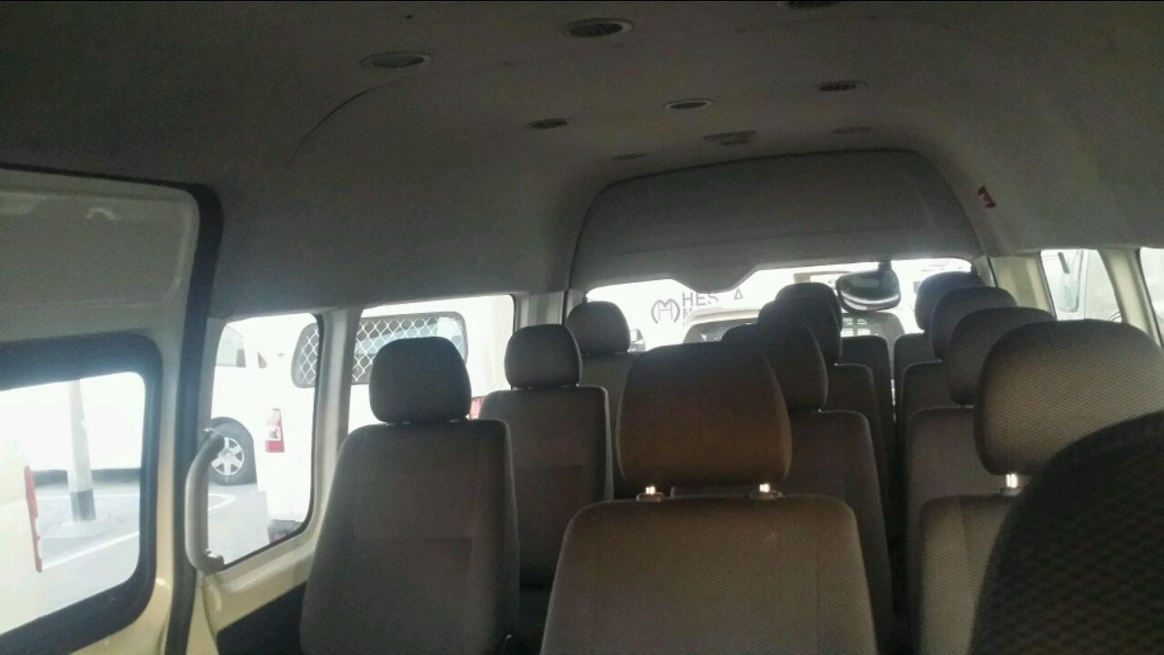 Toyota Hiace - Image 4