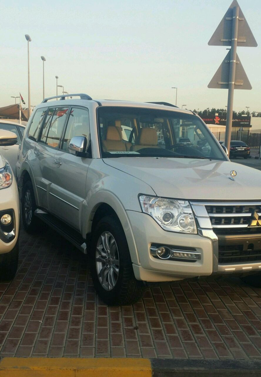 Mitsubishi Pajero - Image 2