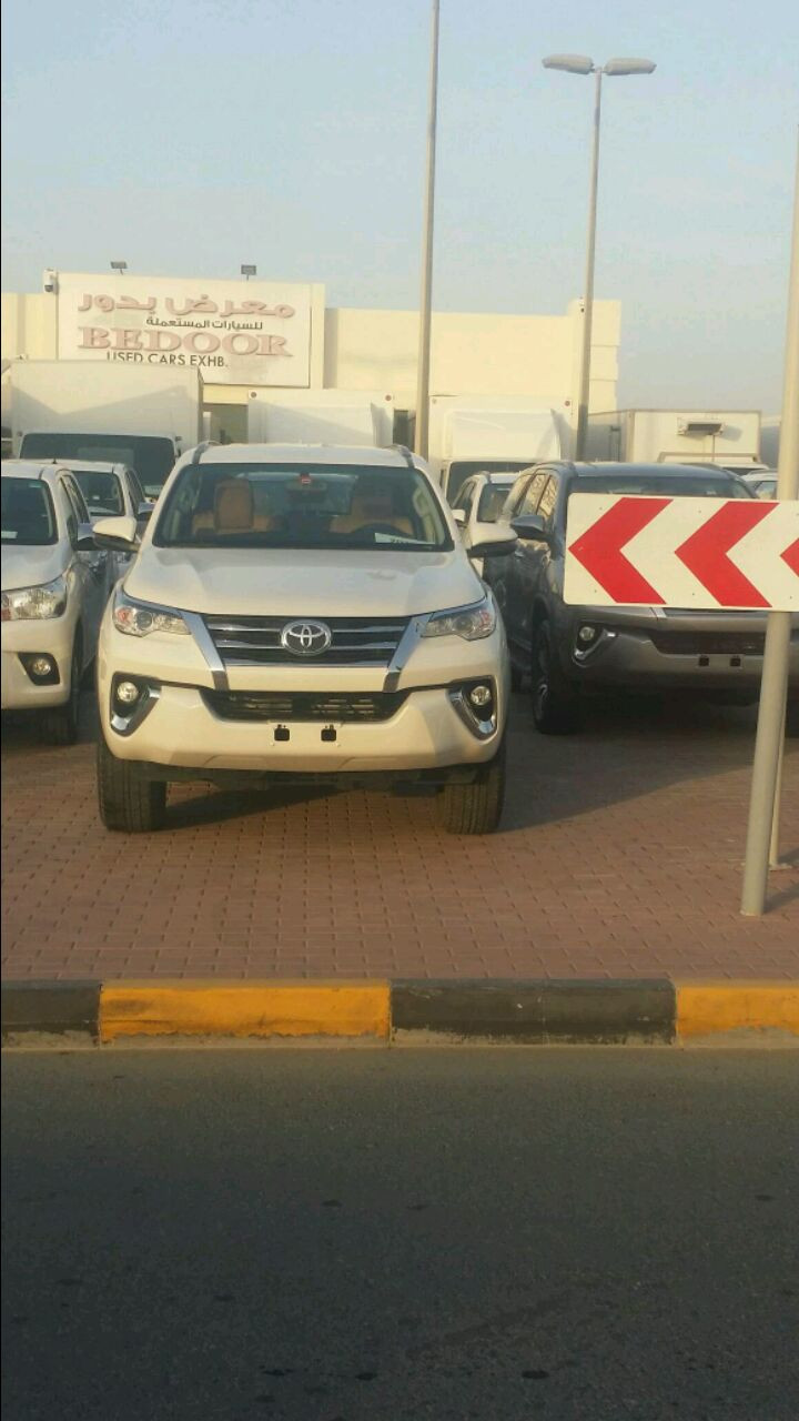 Toyota Fortuner - Image 5