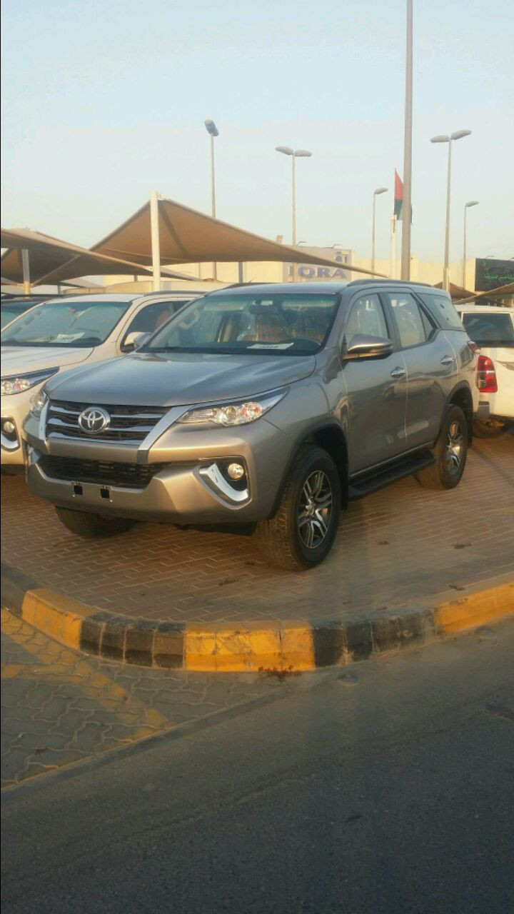 Toyota Fortuner - Image 3