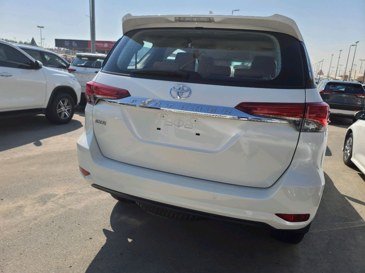 Toyota Fortuner - Image 5