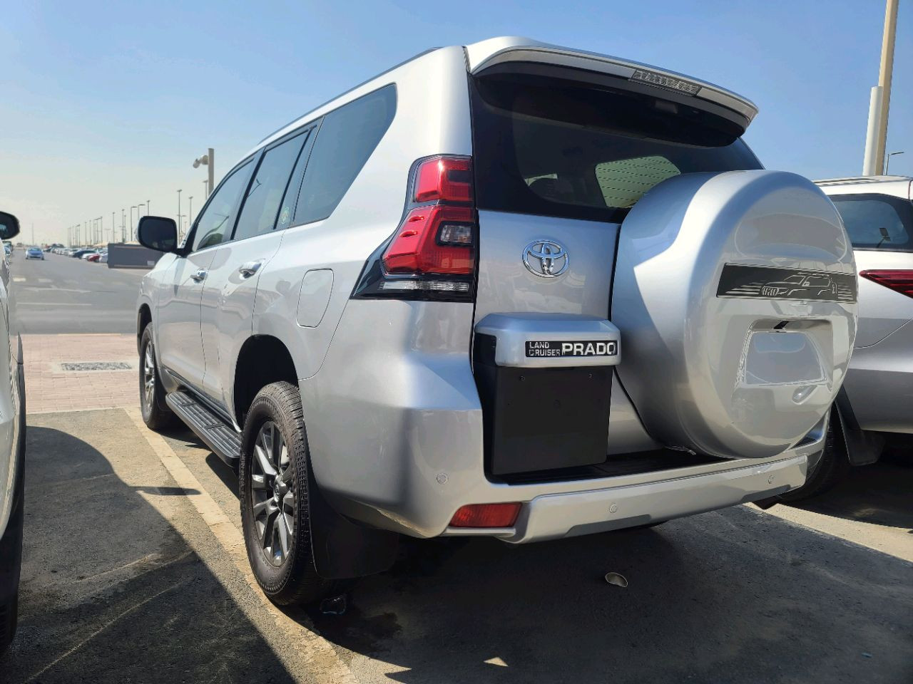 Toyota Prado - Image 7