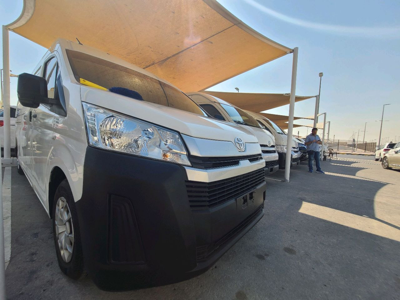 Toyota Hiace - Image 3