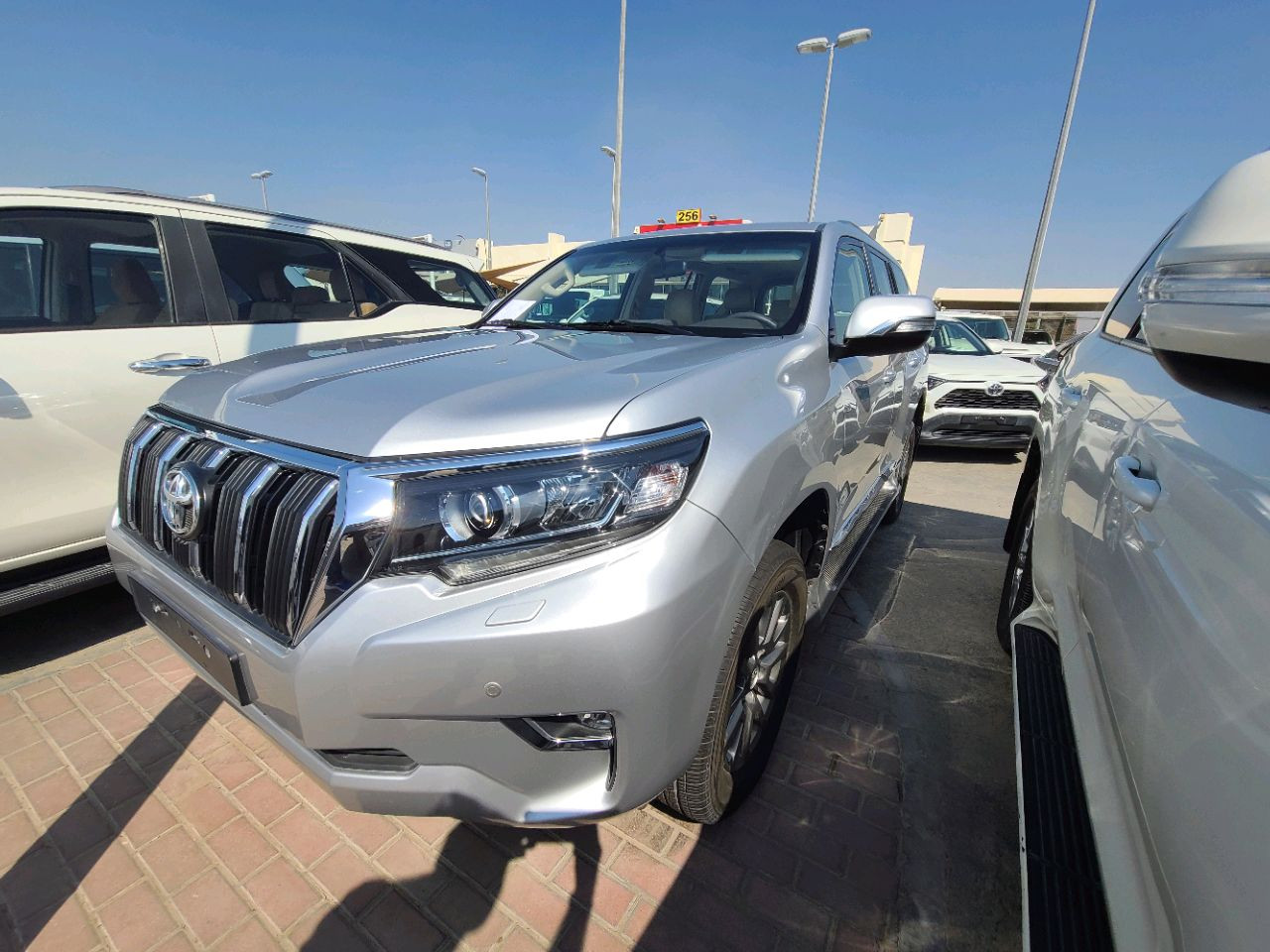 Toyota Prado - Image 8