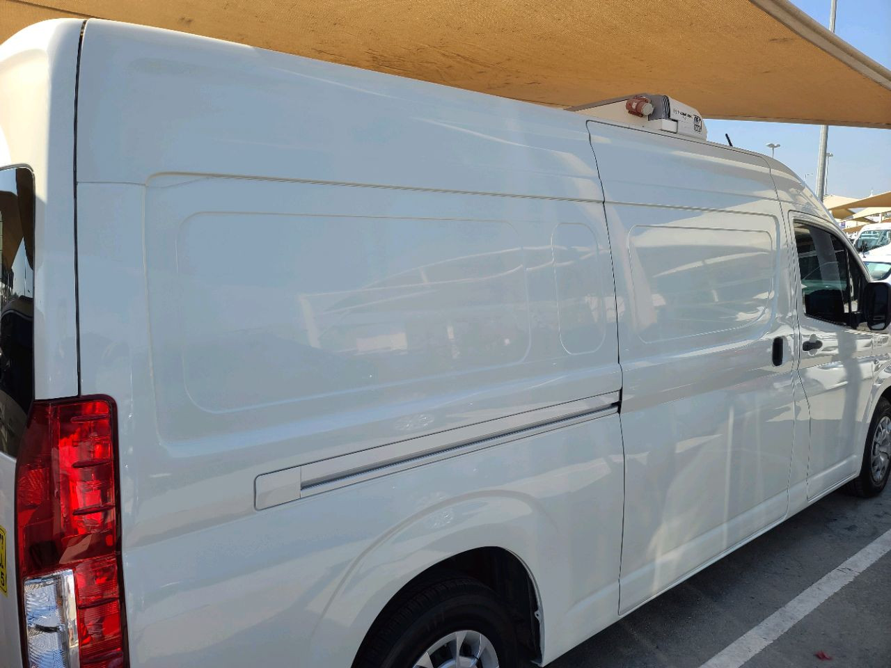 Toyota Hiace - Image 6