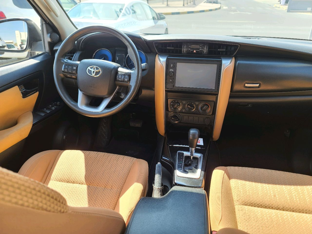 Toyota Fortuner - Image 5