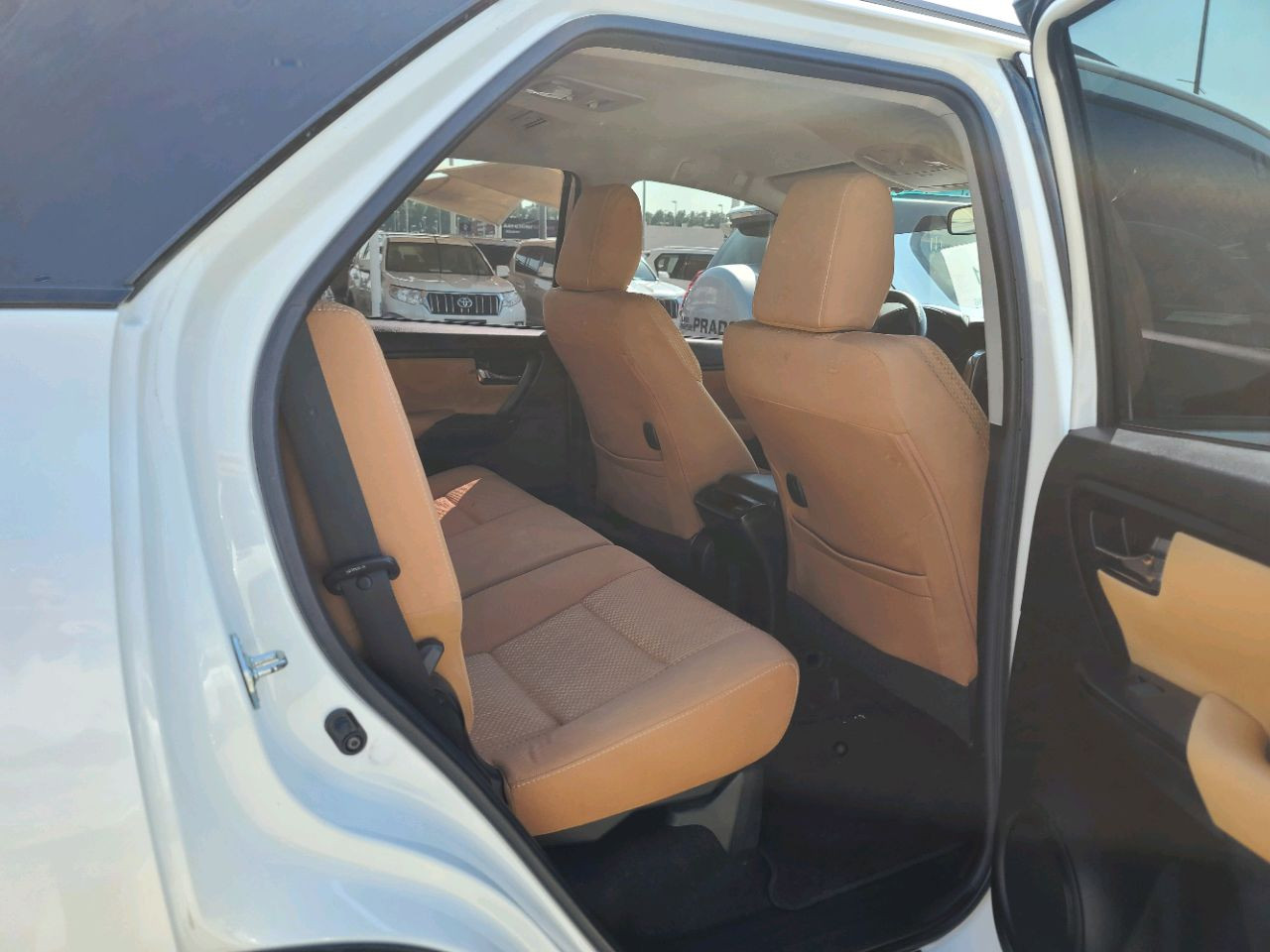 Toyota Fortuner - Image 4