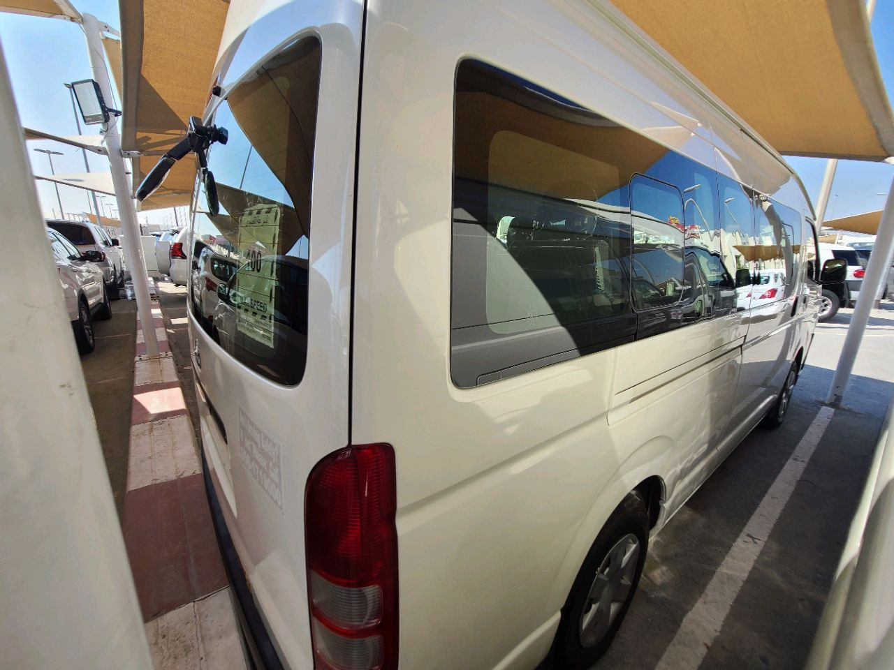 Toyota Hiace - Image 2
