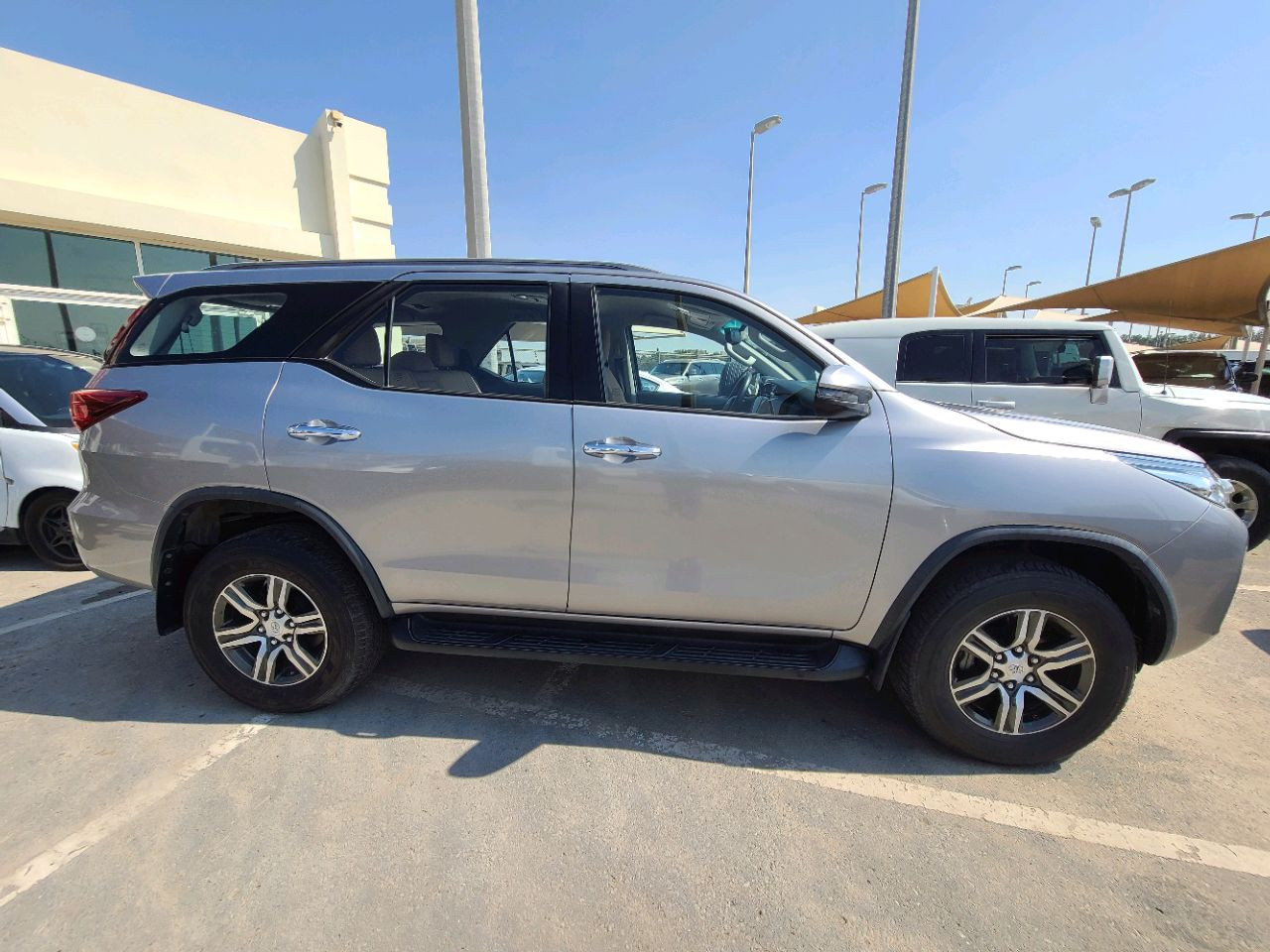 Toyota Fortuner - Image 7