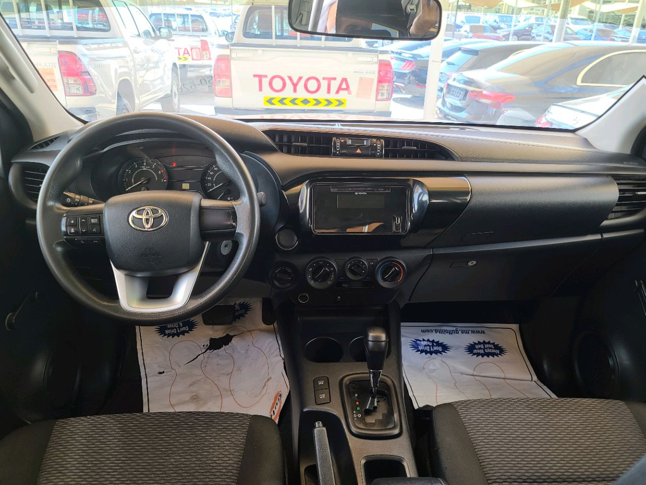 Toyota Hilux - Image 7