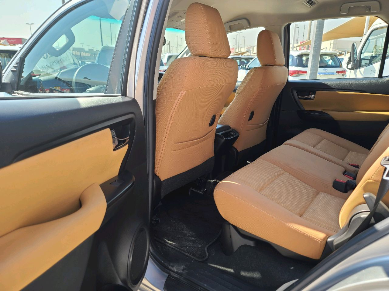 Toyota Fortuner - Image 4