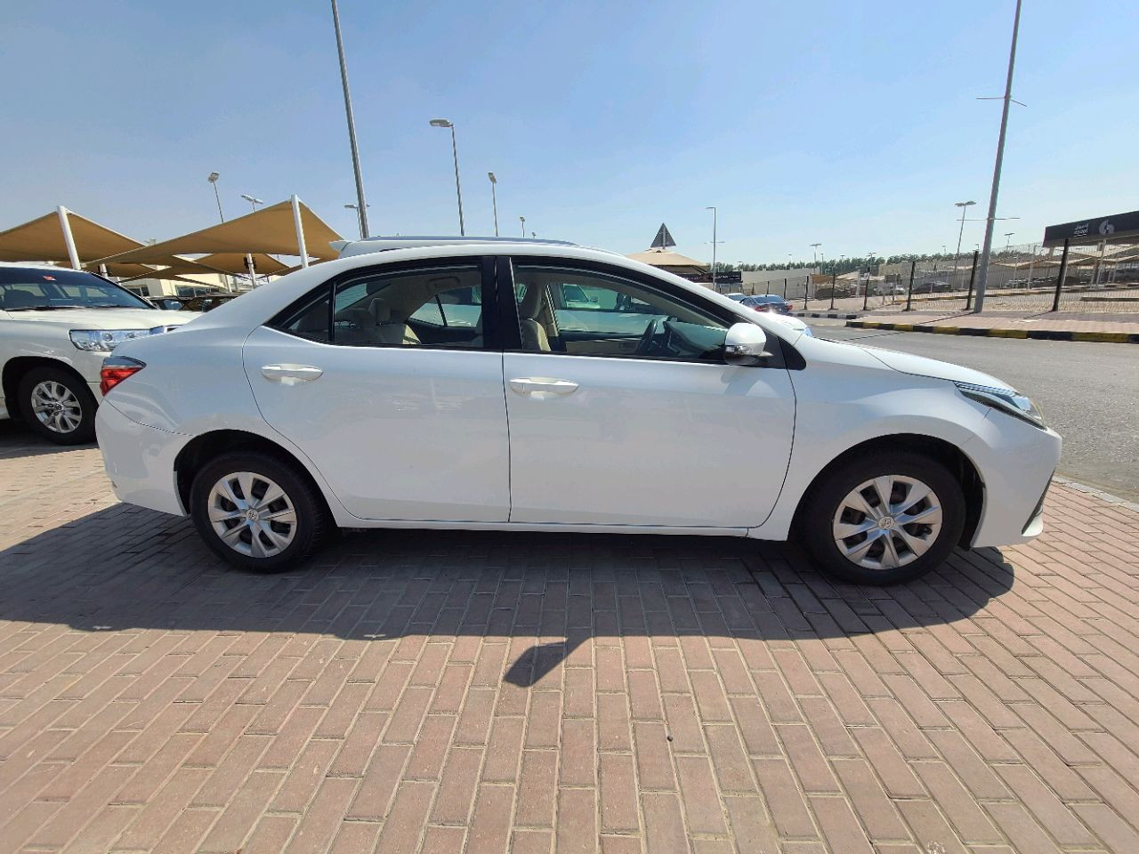 Toyota Corolla - Image 4