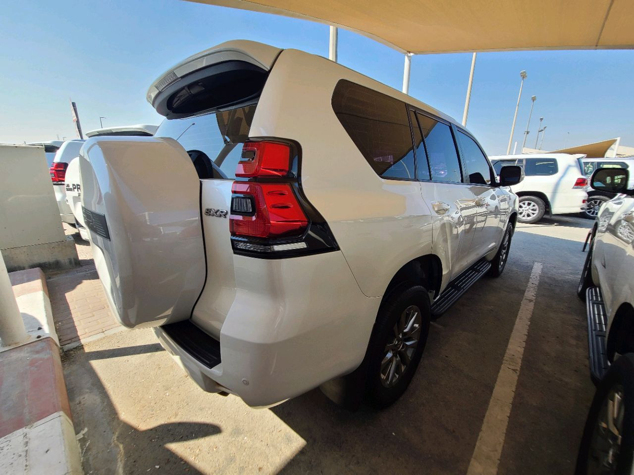 Toyota Prado - Image 7