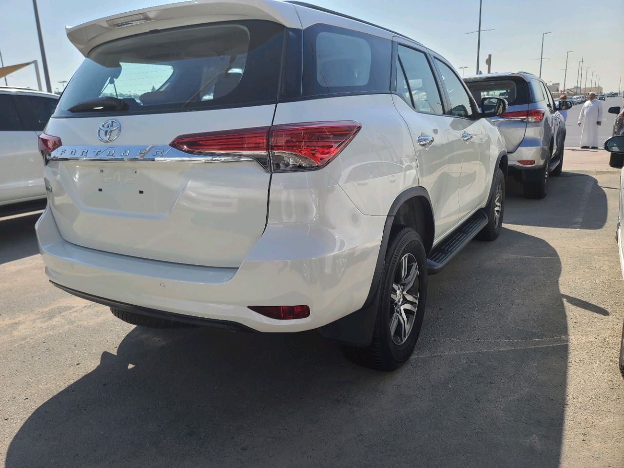 Toyota Fortuner - Image 6