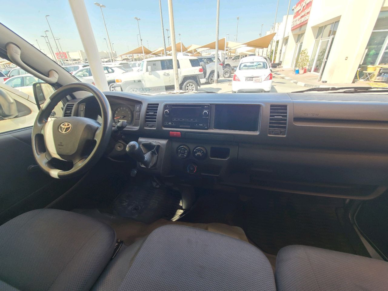 Toyota Hiace - Image 3