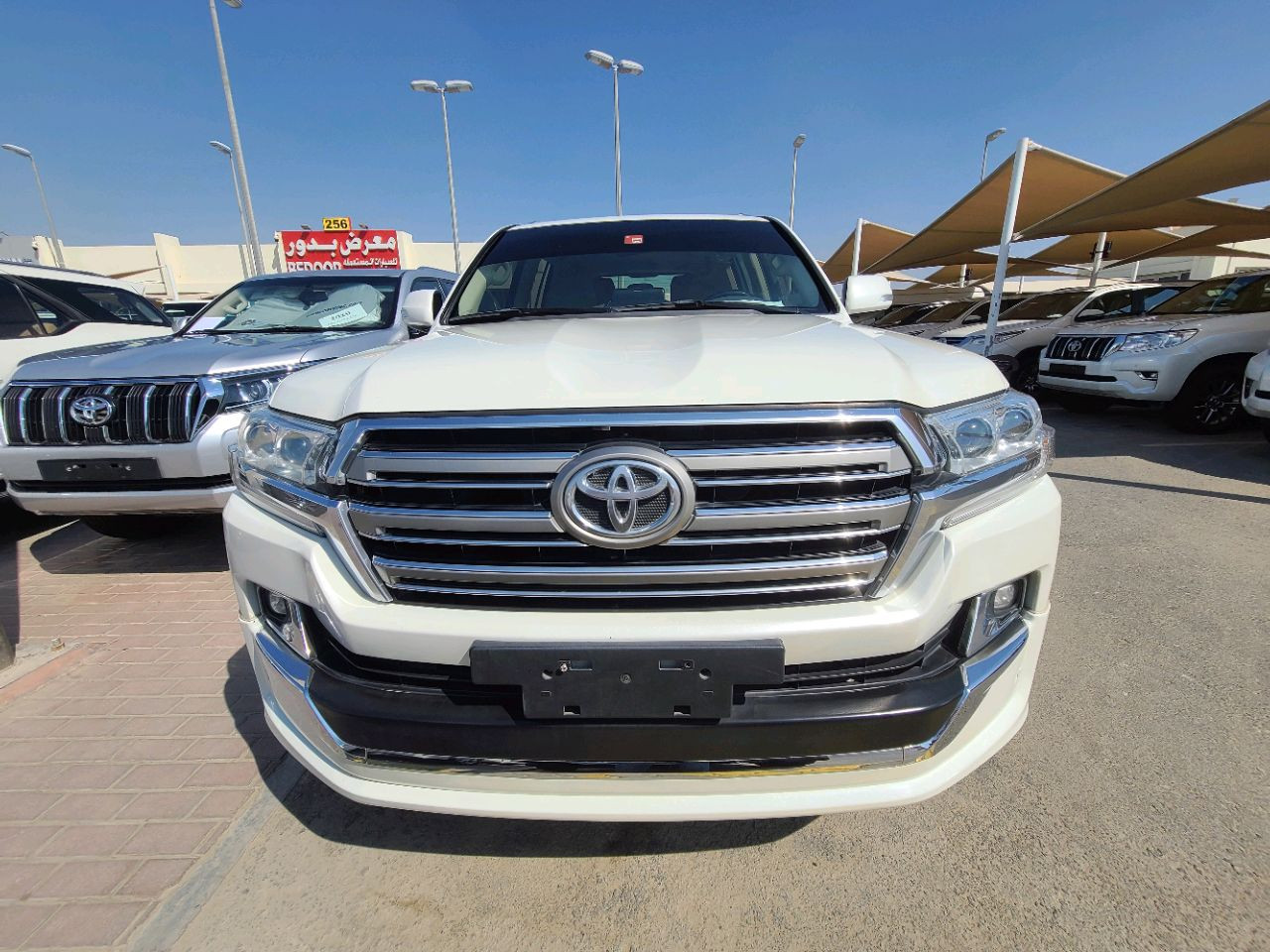 Toyota Land Cruiser - Image 6