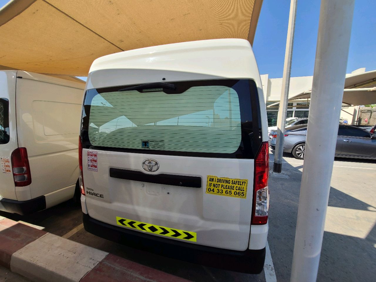 Toyota Hiace - Image 5