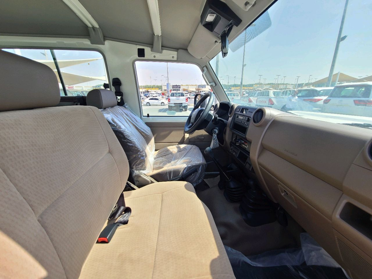Toyota Land Cruiser - Image 4