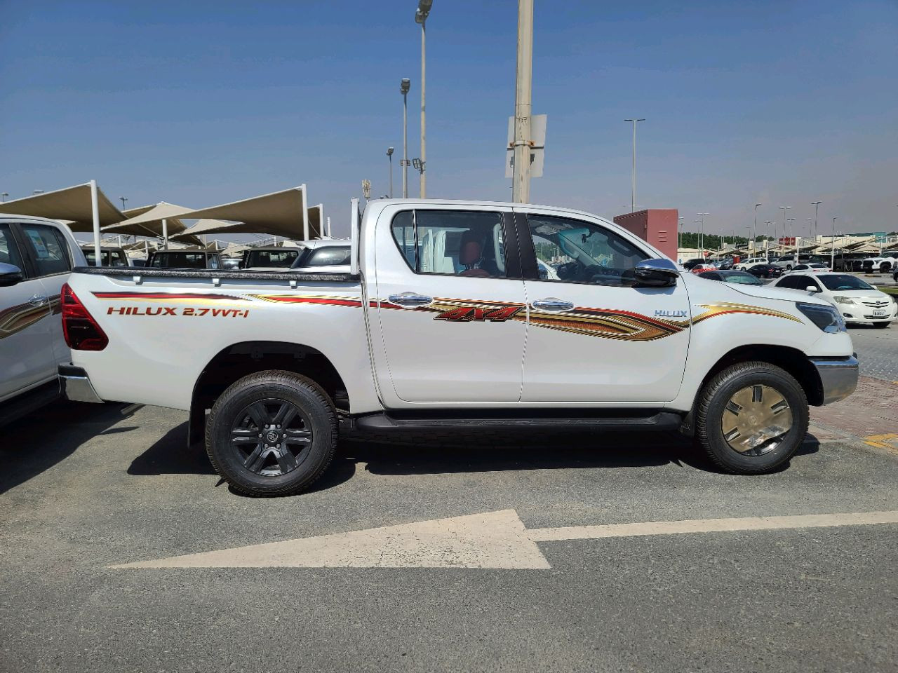Toyota Hilux - Image 8