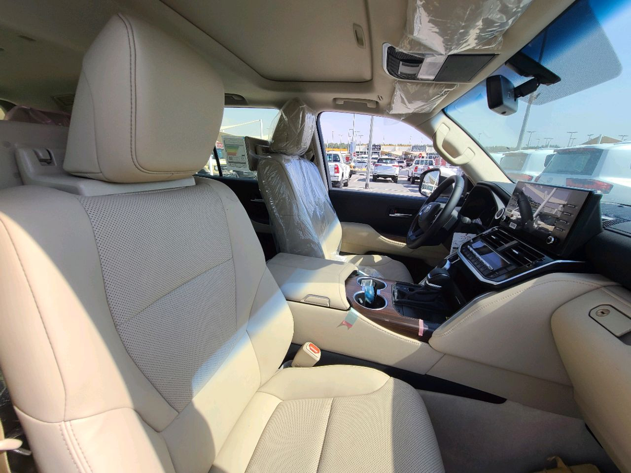Toyota Land Cruiser - Image 6