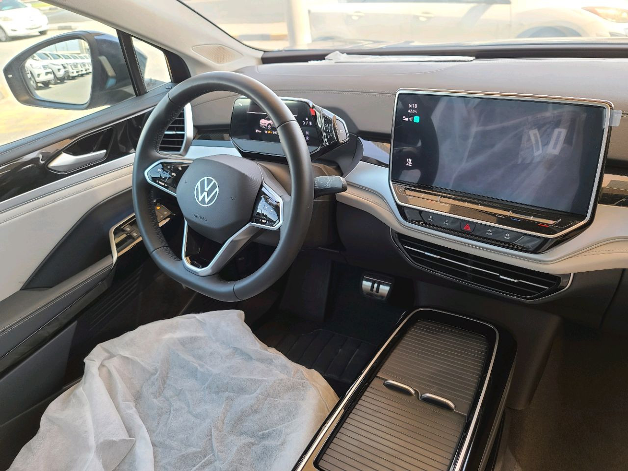 Volkswagen ID 6 - Image 11