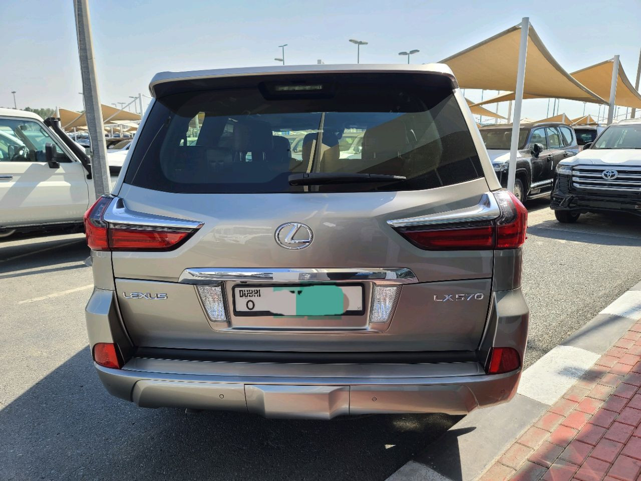 Lexus LX-Series - Image 10
