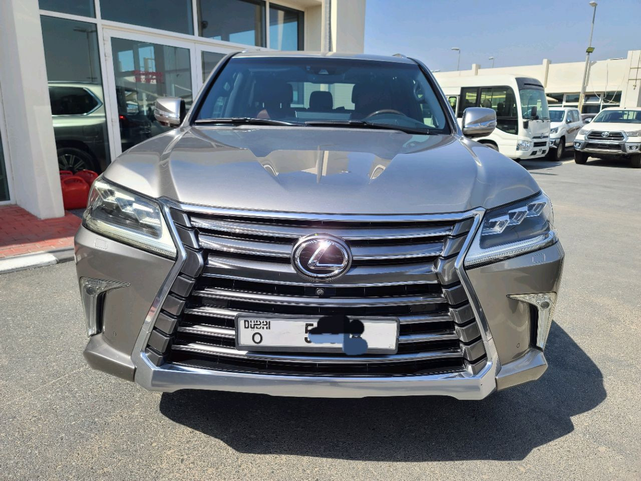 Lexus LX-Series - Image 13
