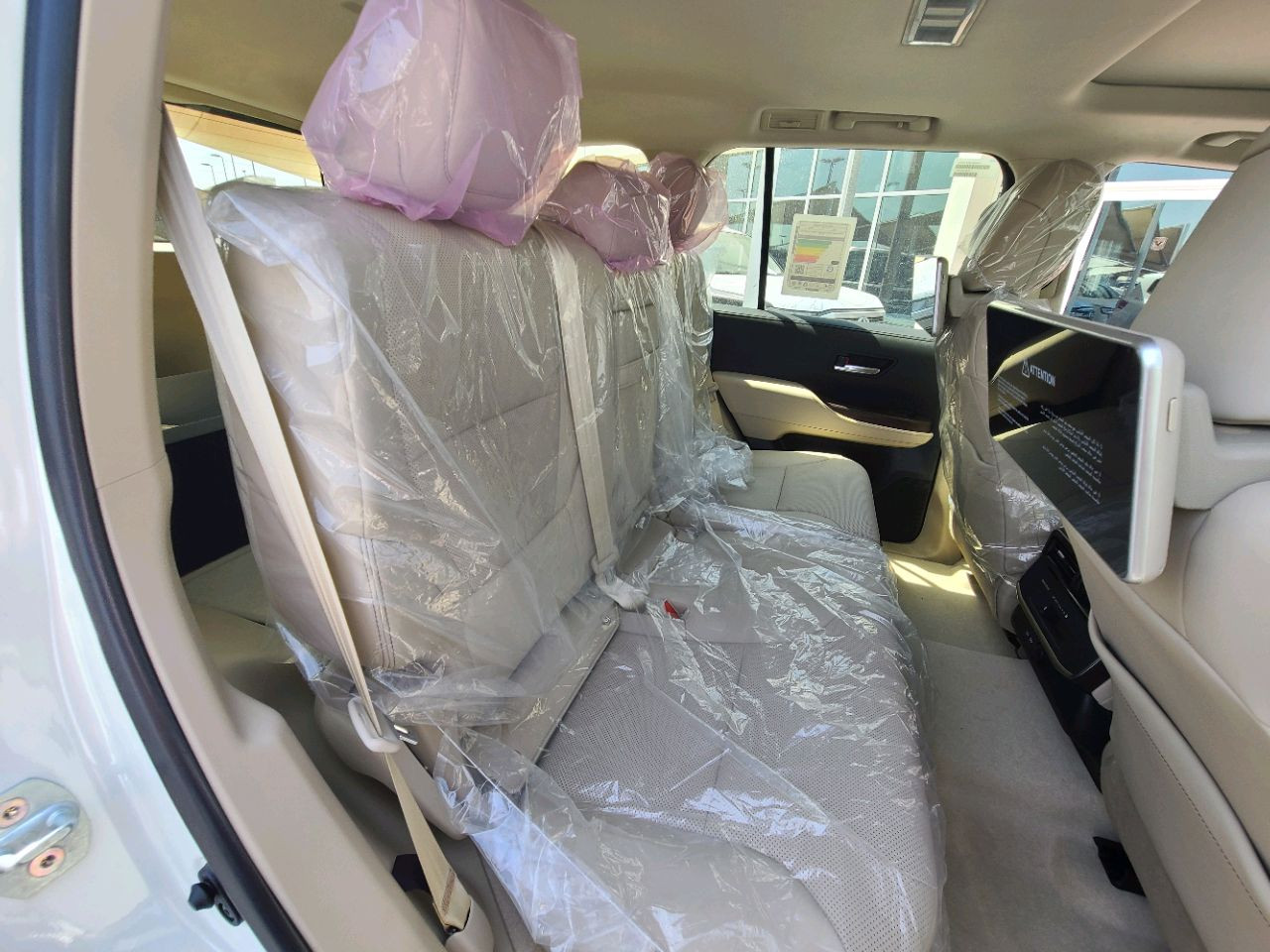 Toyota Land Cruiser - Image 12