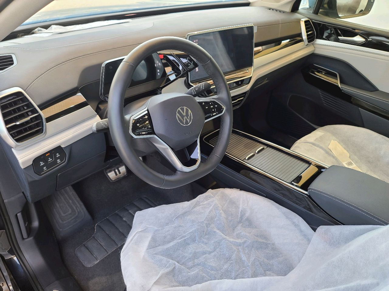 Volkswagen ID 6 - Image 9