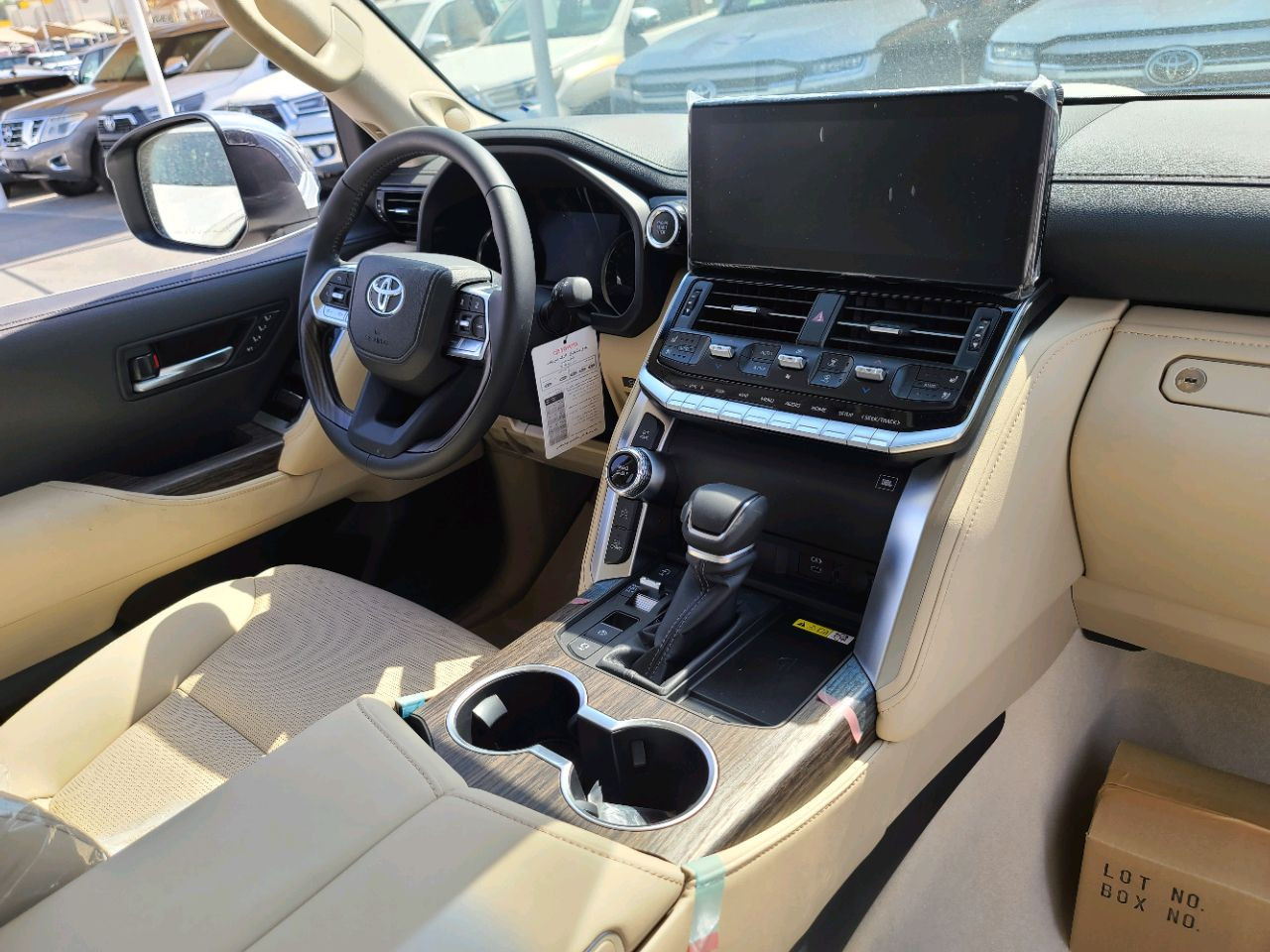 Toyota Land Cruiser - Image 7