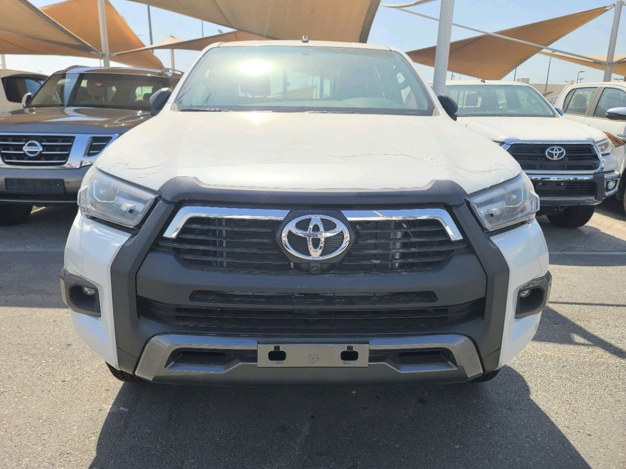 Toyota Hilux - Image 7