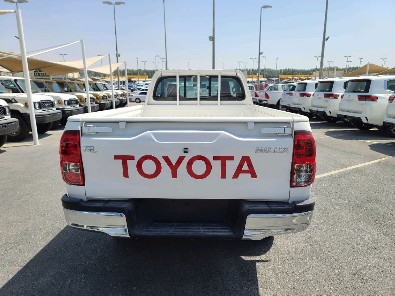 Toyota Hilux - Image 2