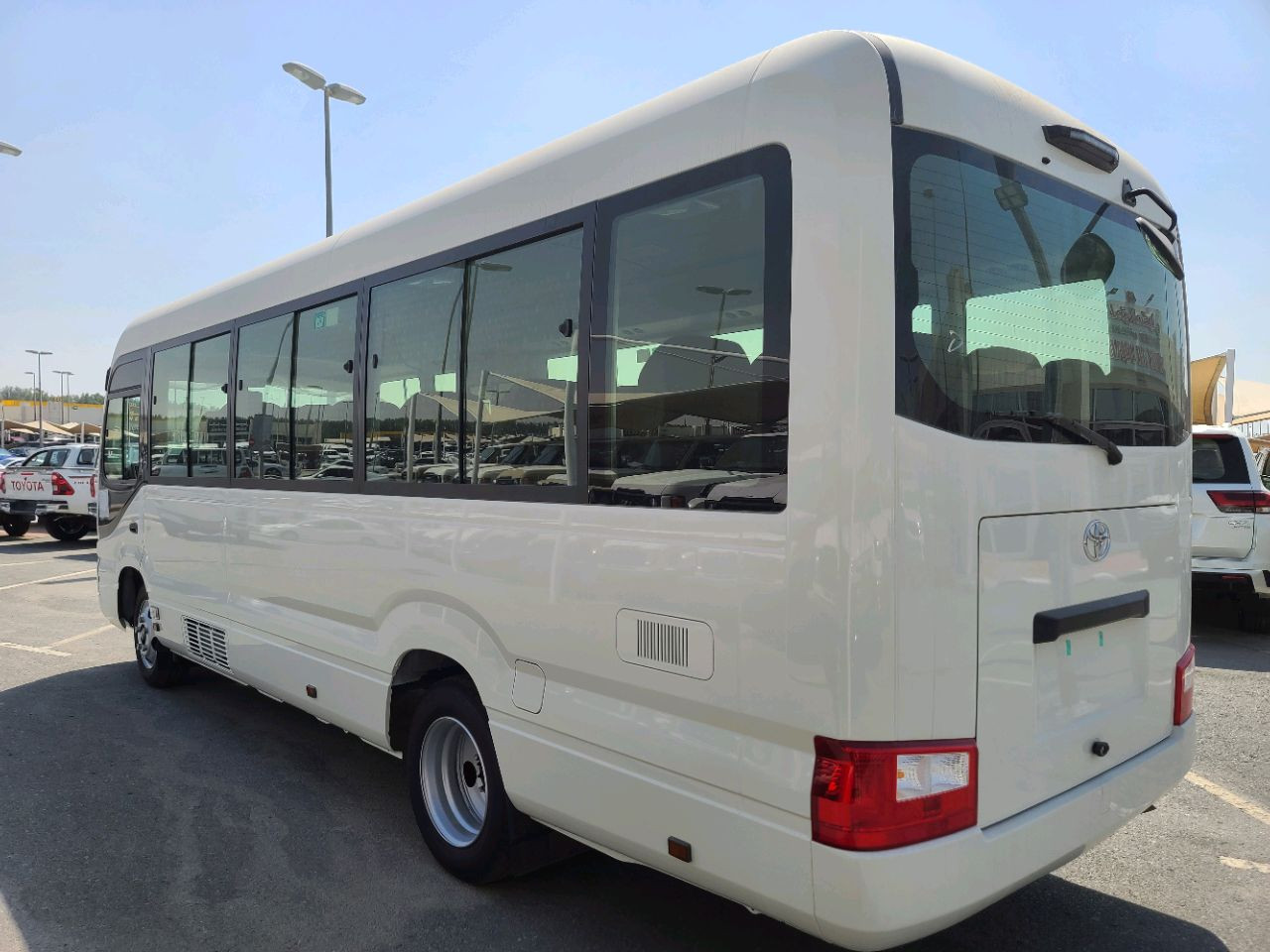 Toyota Coaster - Image 4