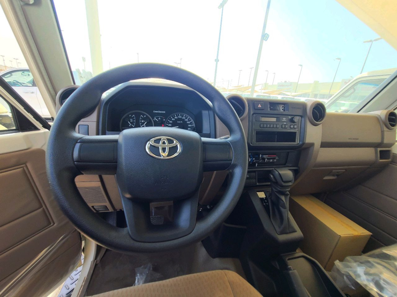 Toyota Land Cruiser - Image 8