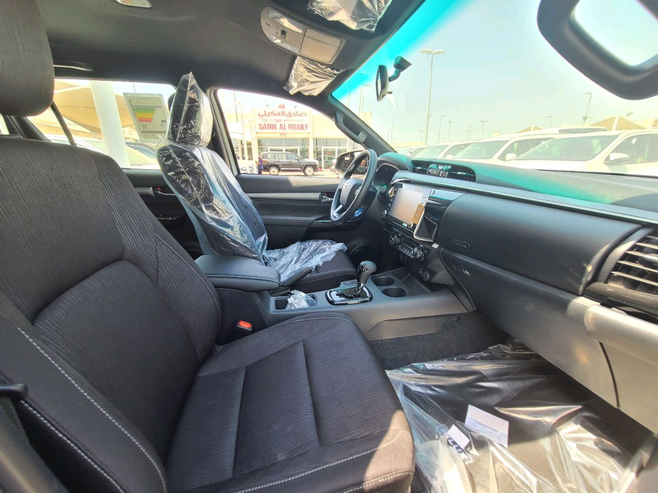 Toyota Hilux - Image 9