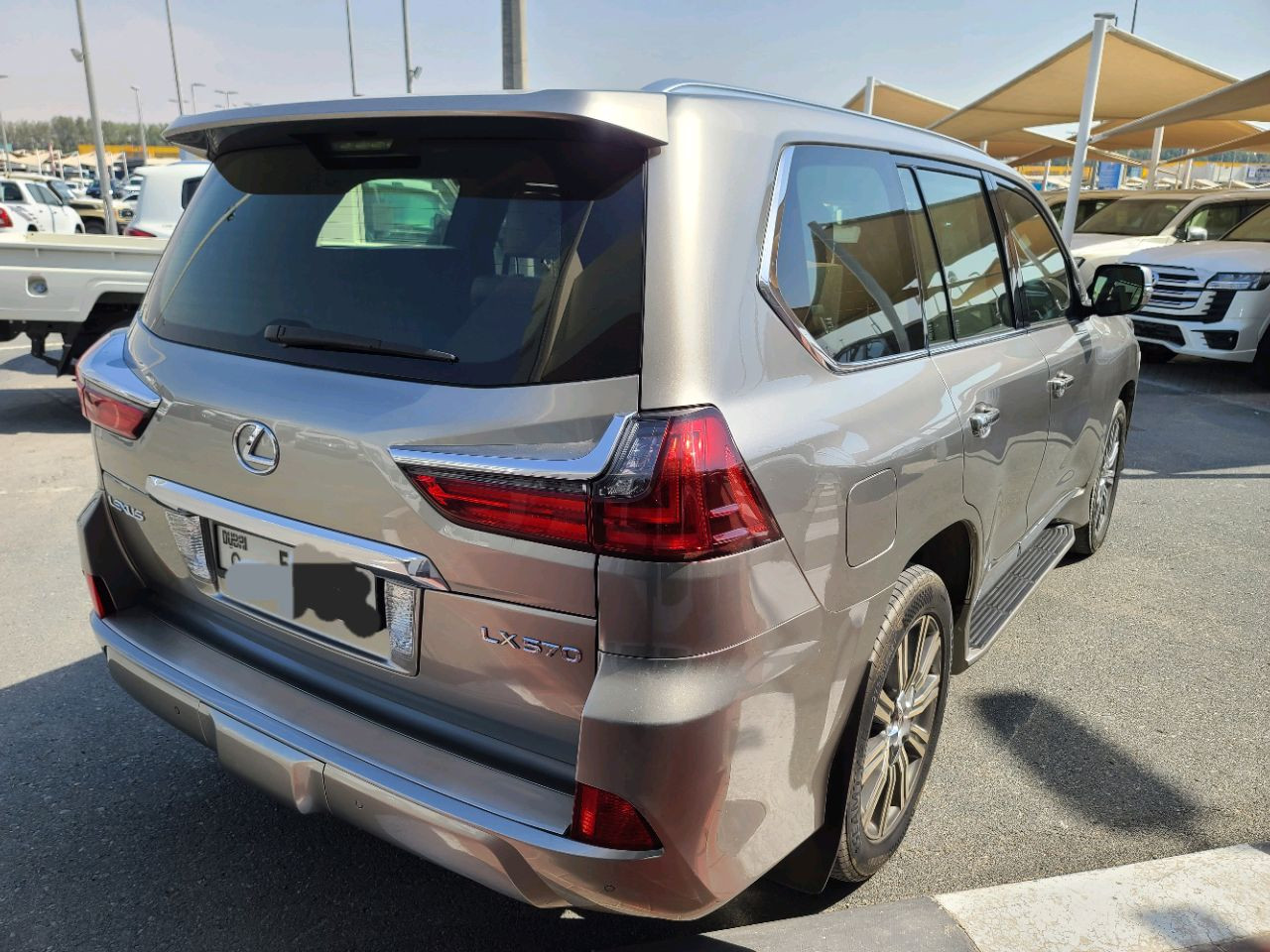 Lexus LX-Series - Image 11