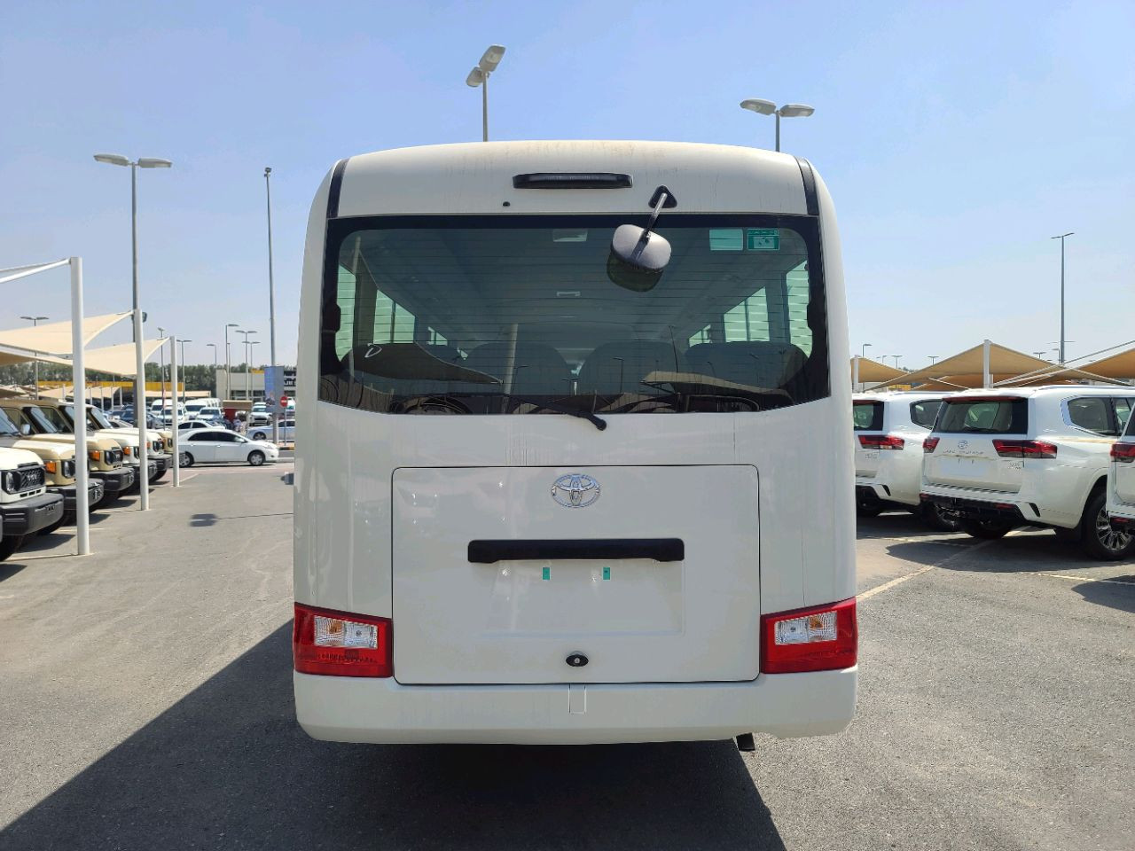 Toyota Coaster - Image 5