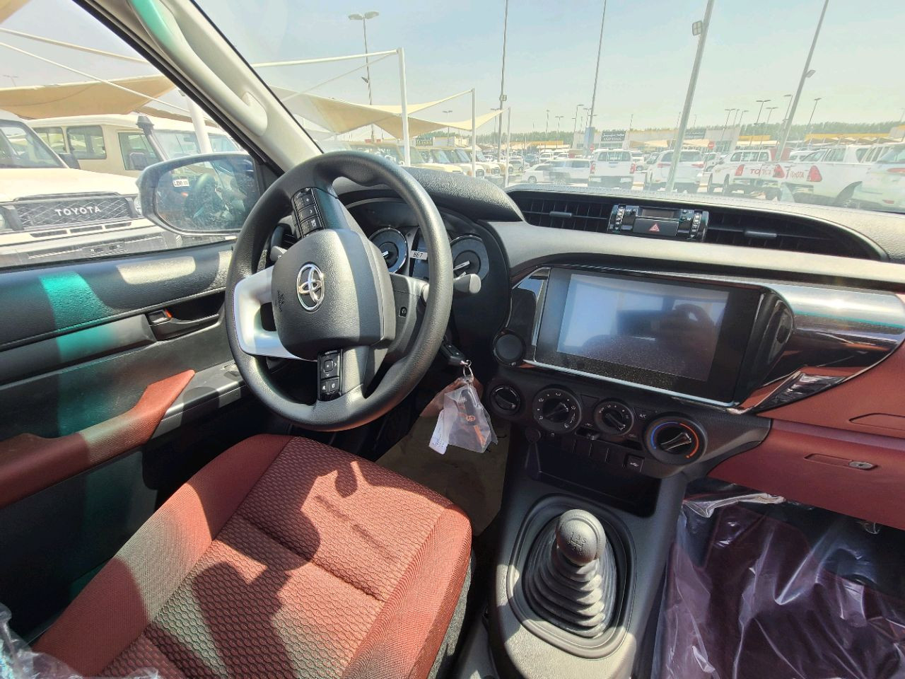 Toyota Hilux - Image 6