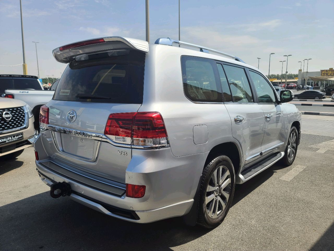 Toyota Land Cruiser - Image 6