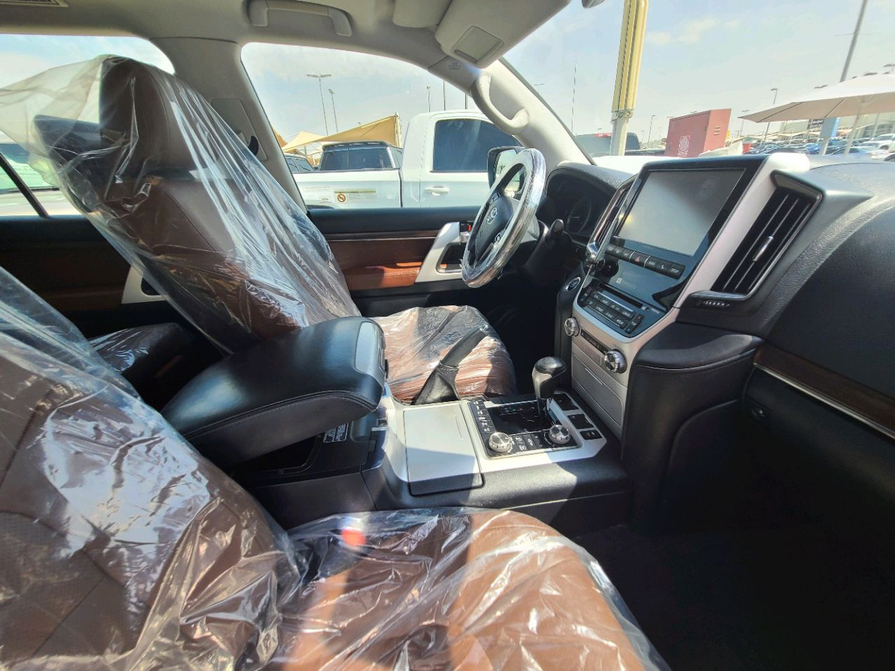 Toyota Land Cruiser - Image 3