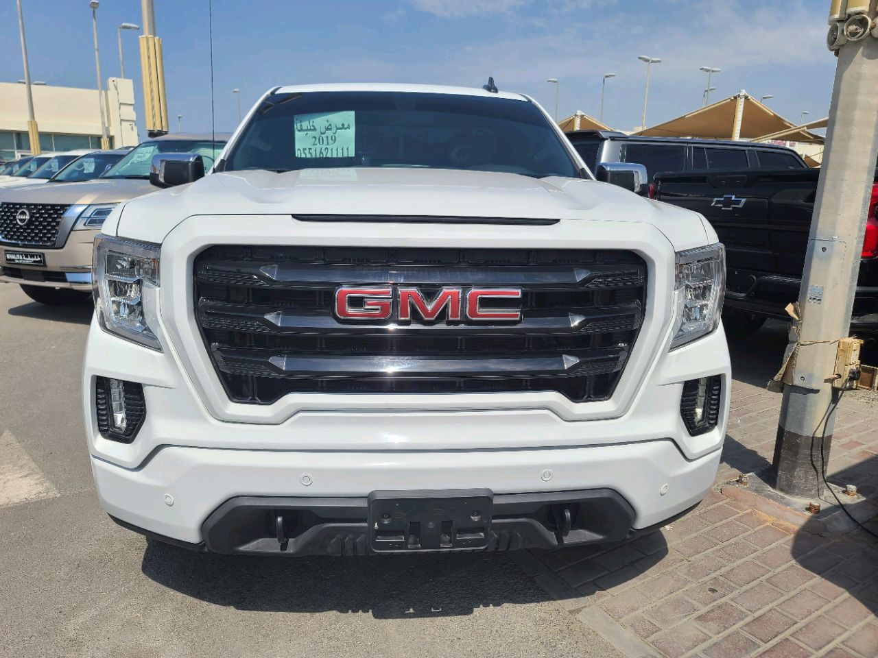 GMC Sierra - Image 8